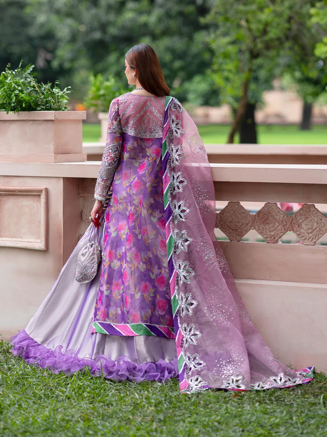 GULZAAR - Image 3