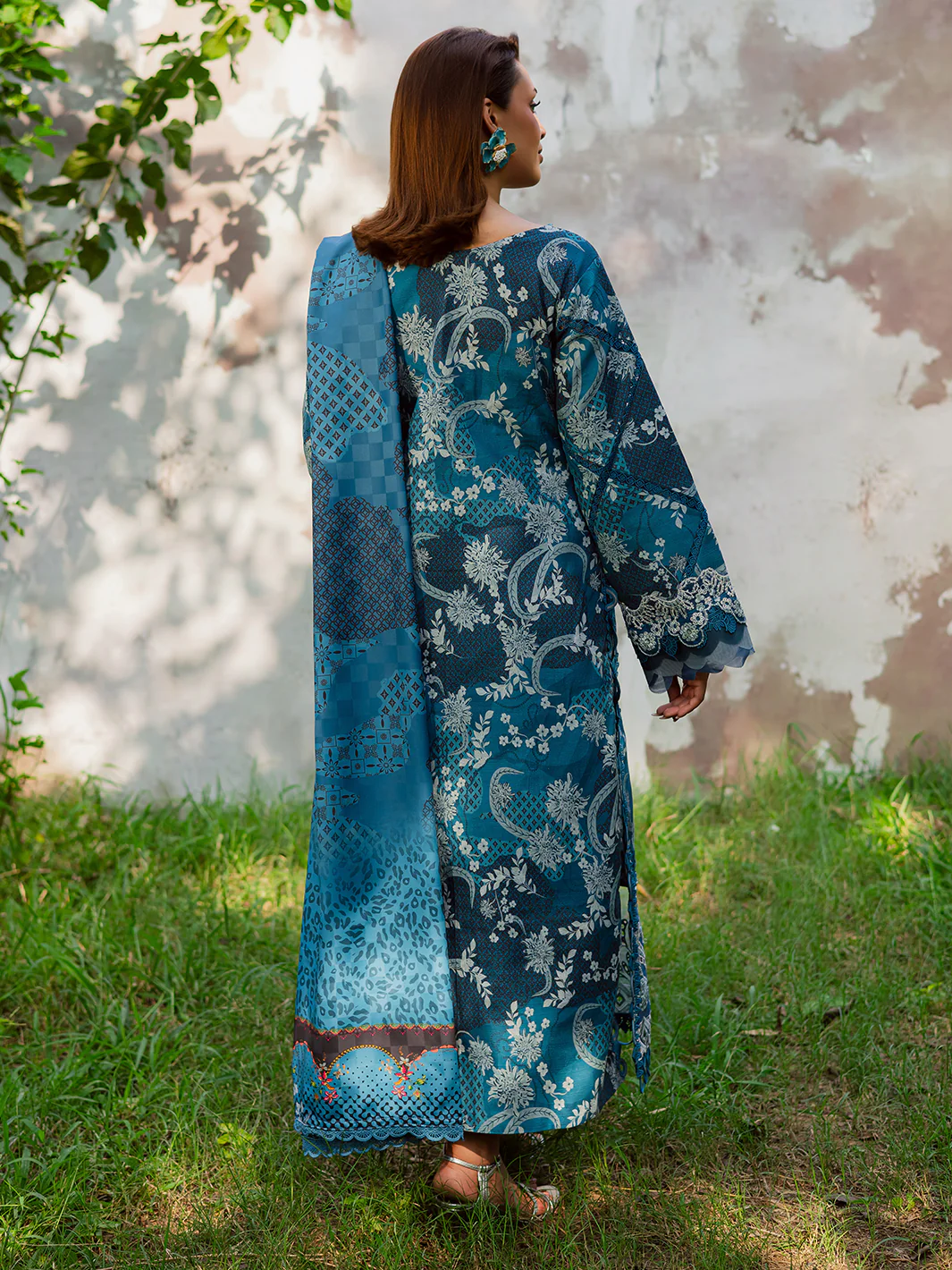 SAR-01 | 3 PC Khaddar - Image 3