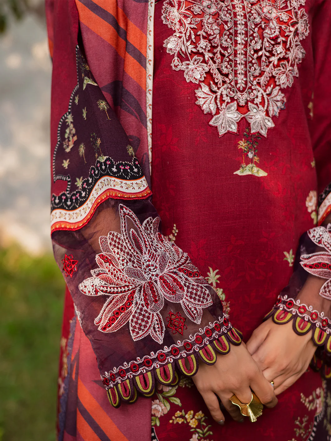 SAR-06 | 3 PC Khaddar - Image 5