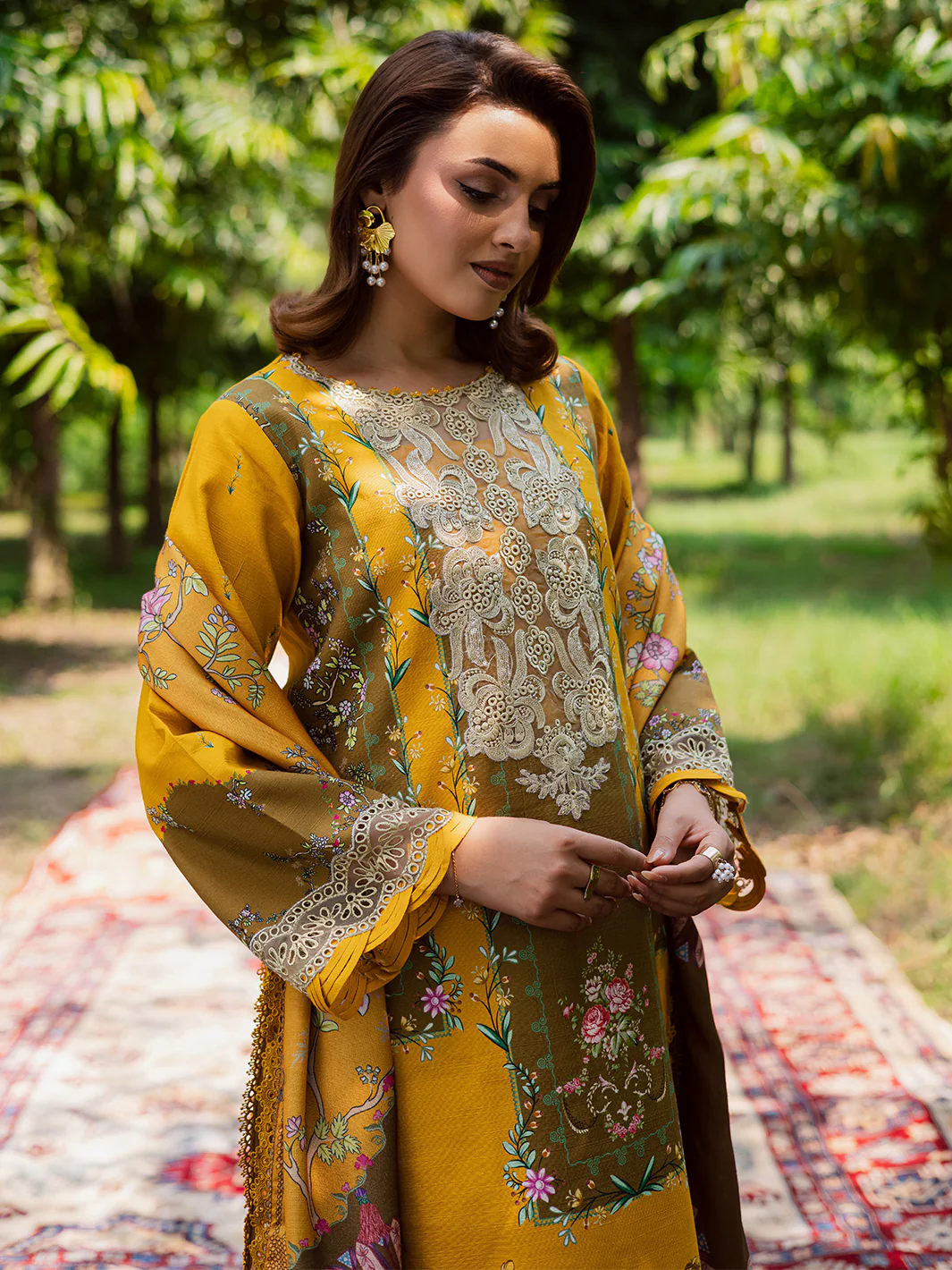SAR-14 | 3 PC Khaddar - Image 5