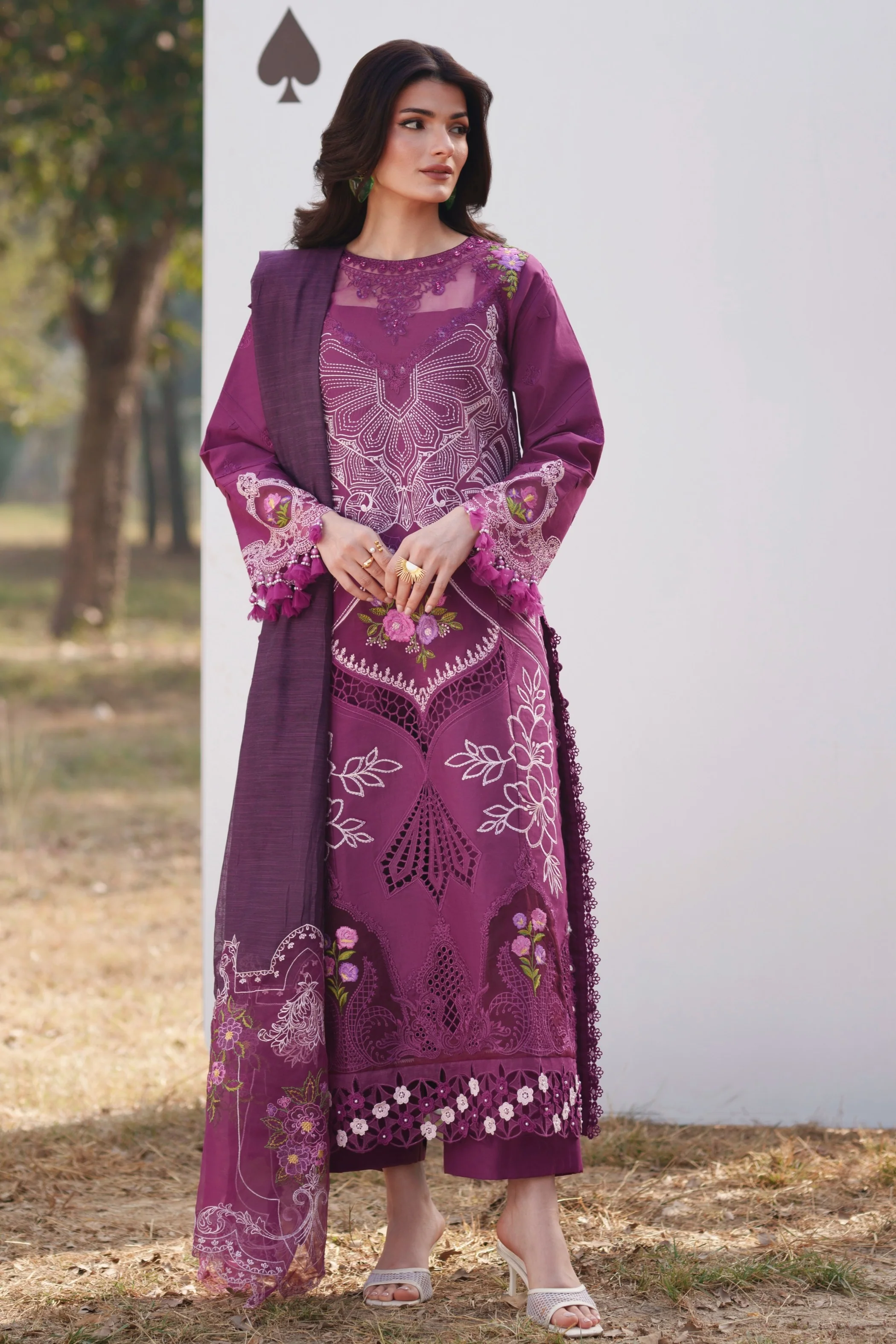 SQ-13 | 3 PC LAWN - Image 3