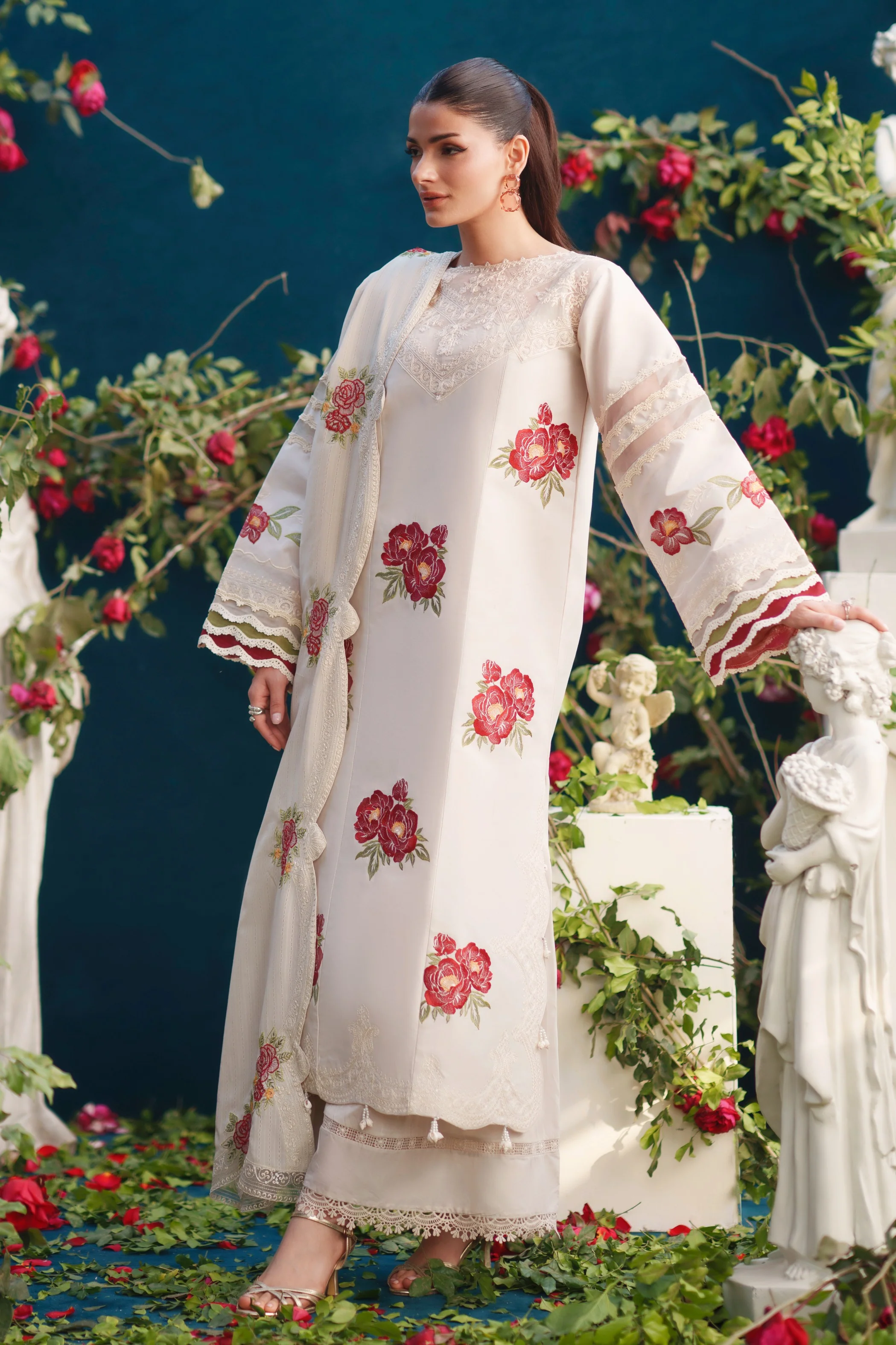 SQ-16 | 3 PC LAWN - Image 7