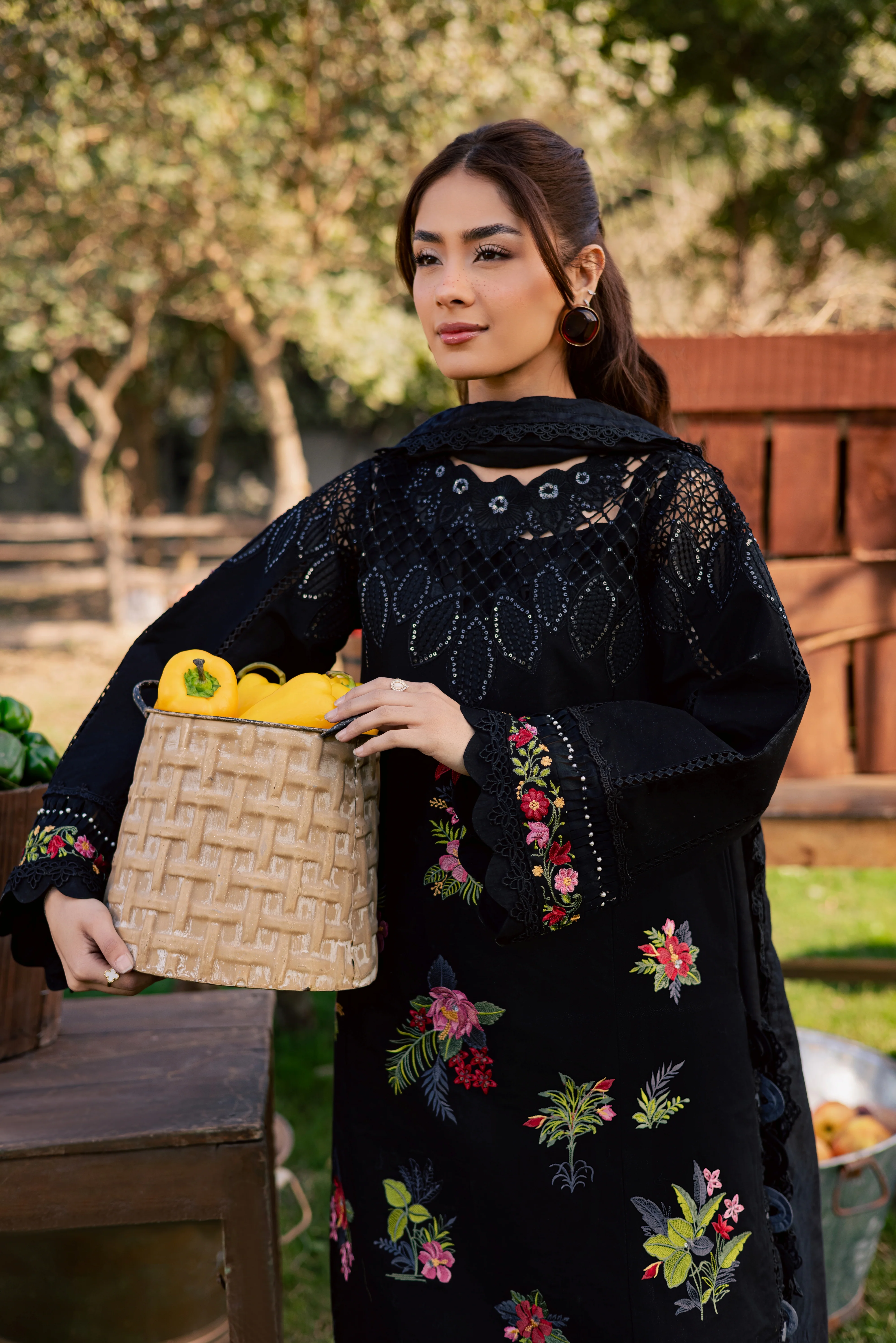 SQU-11 | 3 PC LAWN - Image 4