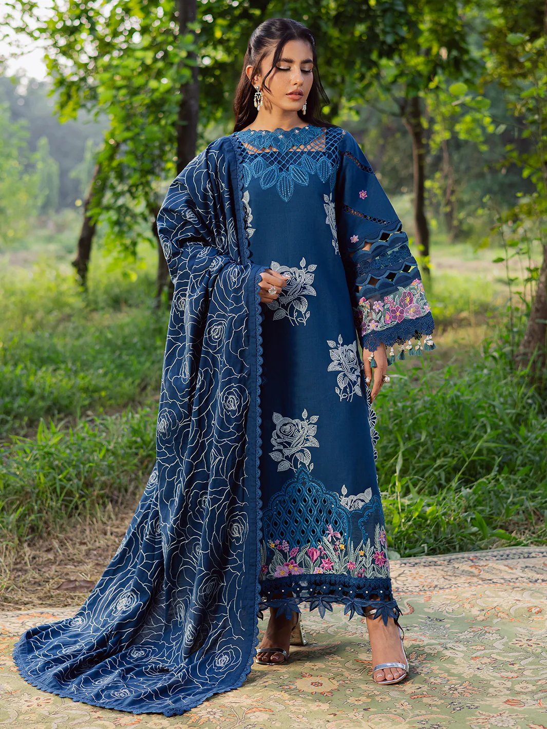 WW - 12 | 3 PC Khaddar - Image 4
